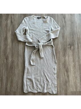 Toccin Stevie Scalloped Edge Tie-Waist Midi Dress Beige Medium Wool Cashmere